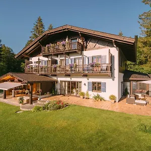  Apartment Heimhof