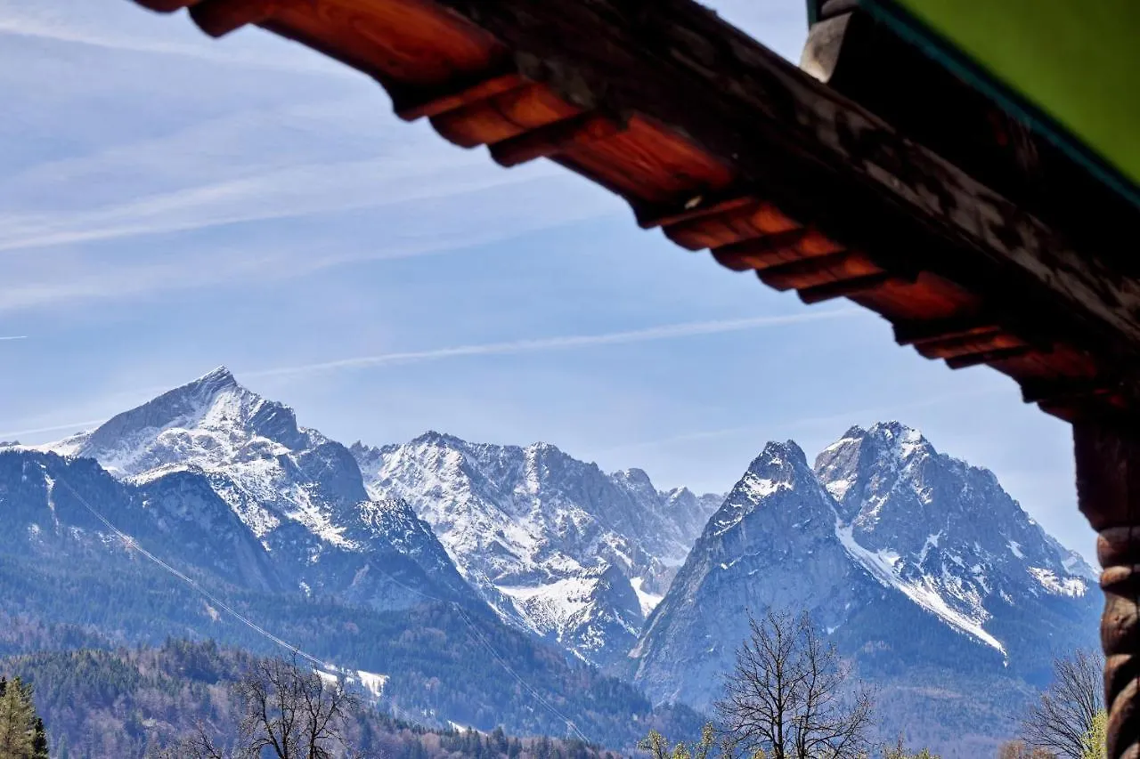Gaestehaus Angela Garmisch-Partenkirchen Duitsland